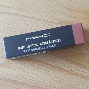 MAC Matte Lipstick | Velvet Teddy (617)